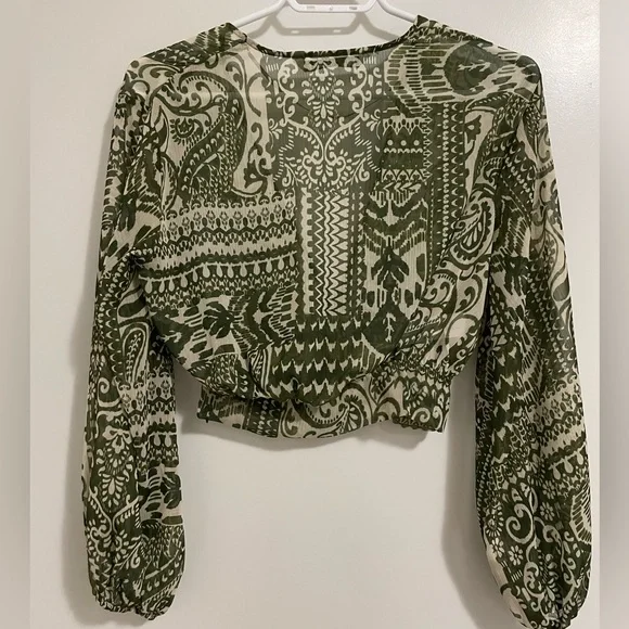 Zara blouse - Picture 3 of 3